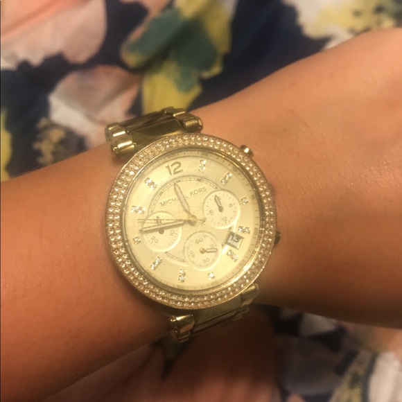 Micheal Kors tortoise watch - Picture 4 of 5